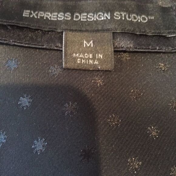 Express Top  - Picture 5 of 6